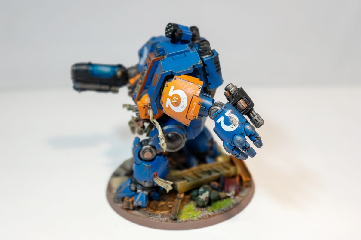 Ultramarines Redemptor Dreadnought