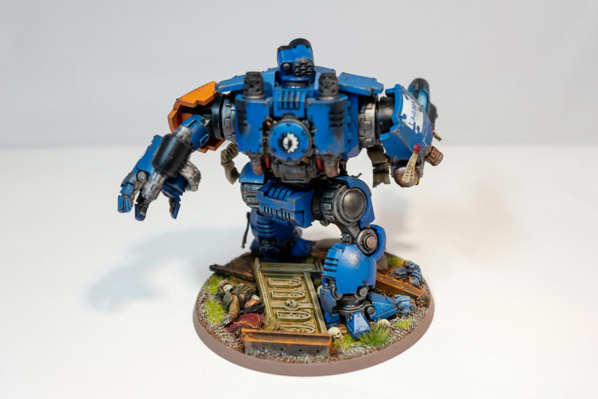 Ultramarines Redemptor Dreadnought