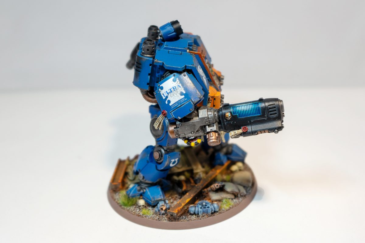 Ultramarines Redemptor Dreadnought