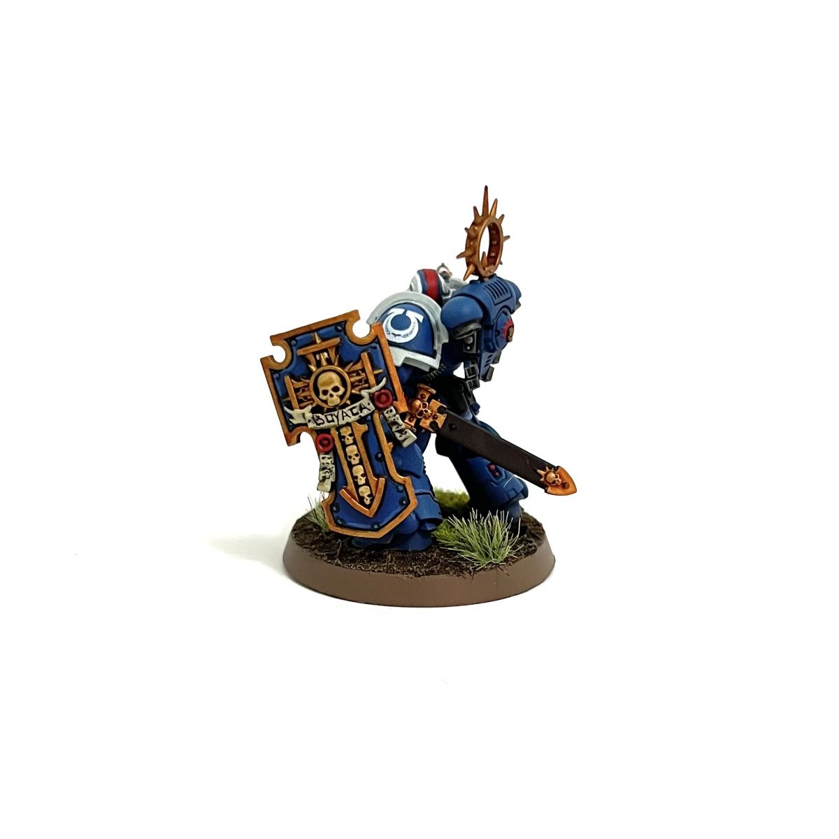 Ultramarines 1st Company Lieutenant